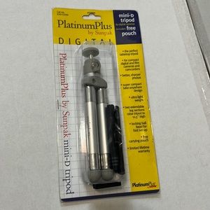 NWT Mini-D Tripod for digital cameras
